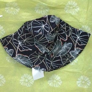 Fighting Eel Bucket Hat